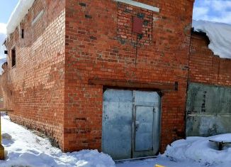 Продам гараж, 30 м2, поселок городского типа Шудаяг, Совхозная улица, 34