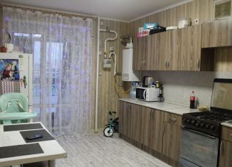 Продаю двухкомнатную квартиру, 66.3 м2, Лиски, улица Коминтерна, 32В/3
