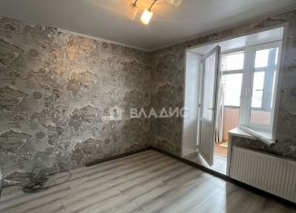 Продается 4-ком. квартира, 70 м2, Республика Башкортостан, улица Нахимова, 7