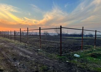 Продаю участок, 6 сот., Грозный, улица Сайпуддина Шарпудиновича Лорсанова, Байсангуровский район