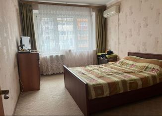 Продаю трехкомнатную квартиру, 71 м2, посёлок городского типа Дагомыс, Армавирская улица, 118