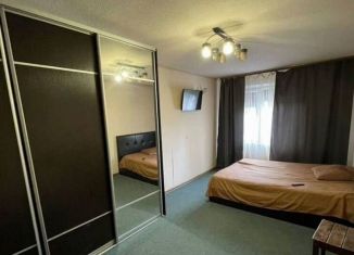Продается двухкомнатная квартира, 56 м2, Мурманская область, Верхне-Ростинское шоссе, 17