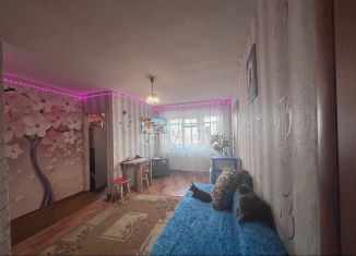 Продам 2-комнатную квартиру, 42 м2, Челябинск, улица Трубников, 3