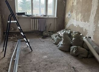 Продам 2-комнатную квартиру, 44 м2, Боровичи, Школьный бульвар, 22