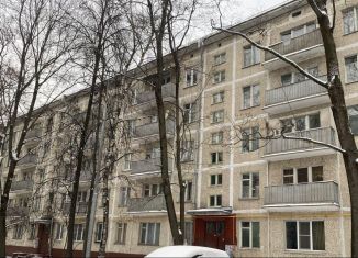 Сдам 3-ком. квартиру, 54 м2, Москва, улица Коштоянца, 3, район Проспект Вернадского