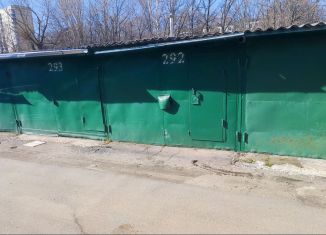 Сдаю в аренду гараж, 18 м2, Москва, район Зюзино, Керченская улица, вл6
