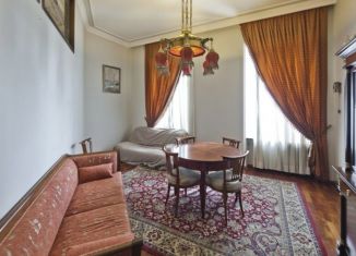 Продаю трехкомнатную квартиру, 110 м2, Москва, Гагаринский переулок, 28, метро Кропоткинская