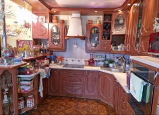 Продам 3-комнатную квартиру, 96.4 м2, Кириши, проспект Ленина, 49