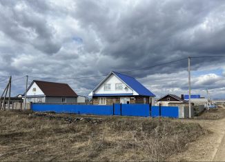 Продам дом, 180 м2, село Красная Башкирия, улица 50 лет Победы, 24