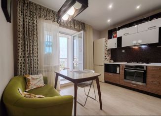 Сдаю 2-комнатную квартиру, 72 м2, Смоленск, Краснинское шоссе, 18, Ленинский район