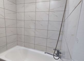 Продаю 1-комнатную квартиру, 32 м2, Курганская область, улица Савельева, 18