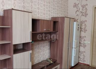 Продажа 4-ком. квартиры, 83.3 м2, Екатеринбург, улица Бакинских Комиссаров, 25, улица Бакинских Комиссаров