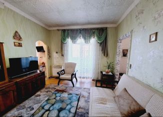 2-комнатная квартира на продажу, 40.8 м2, Керчь, улица Карла Маркса, 33