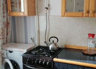 Сдается в аренду однокомнатная квартира, 33 м2, Кстово, проспект Победы, 2