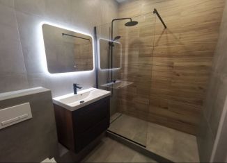 Продам двухкомнатную квартиру, 55.3 м2, Сысерть, микрорайон Новый, 3