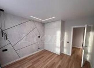 Продам однокомнатную квартиру, 42 м2, Тюмень, ЖК Набережный Квартал, улица Ю.-Р.Г. Эрвье, 34к1