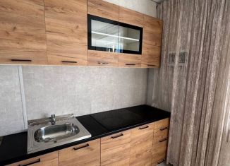 Продам 1-комнатную квартиру, 33 м2, Магнитогорск, проспект Ленина, 91/1