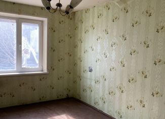 Продам 2-комнатную квартиру, 52 м2, Магнитогорск, Сиреневый проезд, 28