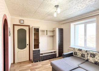 Сдается в аренду однокомнатная квартира, 32.6 м2, Чебоксары, проспект Мира, 64