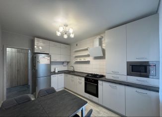 Продажа 1-комнатной квартиры, 40.5 м2, Калининград, улица Молочинского, 4