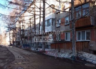 Продаю двухкомнатную квартиру, 40.6 м2, Серов, улица Луначарского, 110