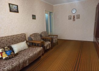 Продам трехкомнатную квартиру, 65.4 м2, станица Динская, Красная улица, 111