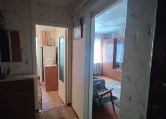 Продается однокомнатная квартира, 37 м2, Гулькевичи, улица 50 лет ВЛКСМ, 14