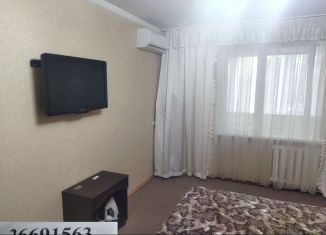 Аренда 1-комнатной квартиры, 33 м2, Крым, Солнечная улица, 3