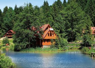 Продам дом, 120 м2, коттеджный поселок Голубые озера