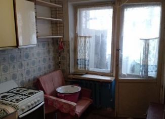 1-комнатная квартира на продажу, 37 м2, Окуловка, улица Белинского, 10
