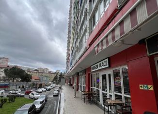 Трехкомнатная квартира на продажу, 65 м2, Сочи, площадь Флага, микрорайон Центральный