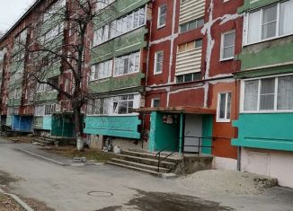 Продам 2-комнатную квартиру, 57 м2, поселок городского типа Правокубанский, Центральная улица, 16