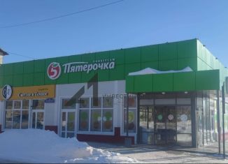 Продаю торговую площадь, 445.5 м2, Ялуторовск, улица Ворошилова, 62