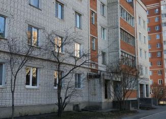 Продается 3-ком. квартира, 61.7 м2, Йошкар-Ола, улица Прохорова, 42, микрорайон 9В