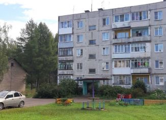 Продается трехкомнатная квартира, 63.7 м2, Ярославская область, поселок при Профилактории Строитель, 4