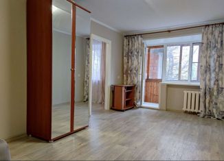 Сдаю двухкомнатную квартиру, 47 м2, Нижний Новгород, улица Сазанова, 4, метро Парк Культуры