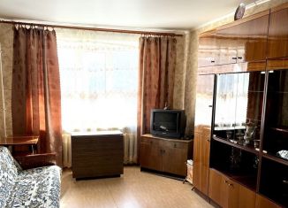 Аренда 3-комнатной квартиры, 72 м2, Кириллов, улица Дзержинского, 13