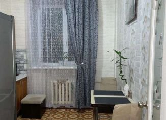 Продам 3-комнатную квартиру, 79.3 м2, Карпинск, улица Мира