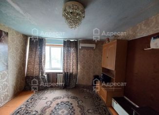 Продается 4-комнатная квартира, 71.5 м2, Волгоградская область, Рионская улица, 5