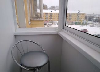 Сдам в аренду 1-комнатную квартиру, 30 м2, Кировская область, Комсомольская улица, 37