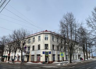 Продается трехкомнатная квартира, 72.2 м2, Лодейное Поле, проспект Ленина, 14