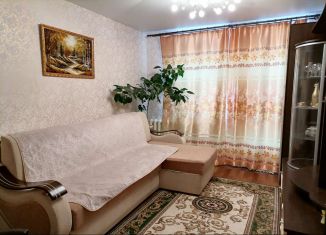 Продаю 2-комнатную квартиру, 45.3 м2, село Шатрово, улица Мира, 8
