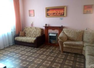 2-комнатная квартира в аренду, 54 м2, Псков, улица Труда, 15