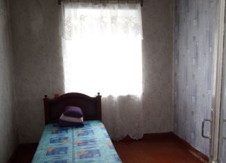 Продаю двухкомнатную квартиру, 37 м2, посёлок городского типа Красногородск, Советская улица, 56