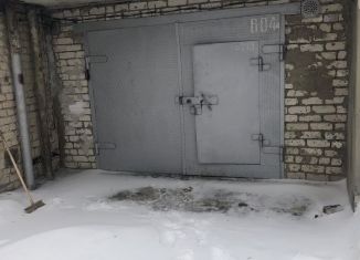 Продаю гараж, 30 м2, Сызрань, улица Дзержинского, 49