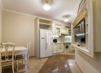 Продам 3-комнатную квартиру, 107 м2, Москва, улица Покрышкина, 8к1, ЖК Академия Люкс