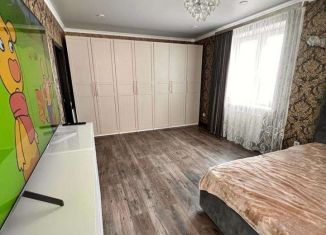 Продается 2-комнатная квартира, 81.3 м2, Краснодар, улица Невкипелого, ЖК Поющие Фонтаны