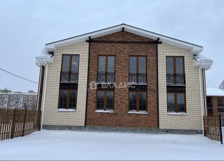 Продается 3-комнатная квартира, 112 м2, деревня Липовицы