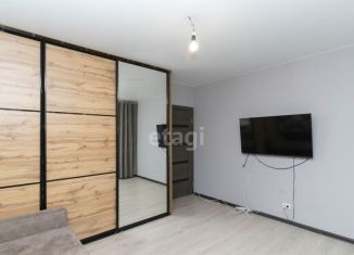 Продажа 2-ком. квартиры, 52 м2, Тюмень, улица Дмитрия Менделеева, 2, ЖК Кристалл