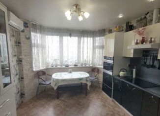 Продается двухкомнатная квартира, 59 м2, деревня Сапроново